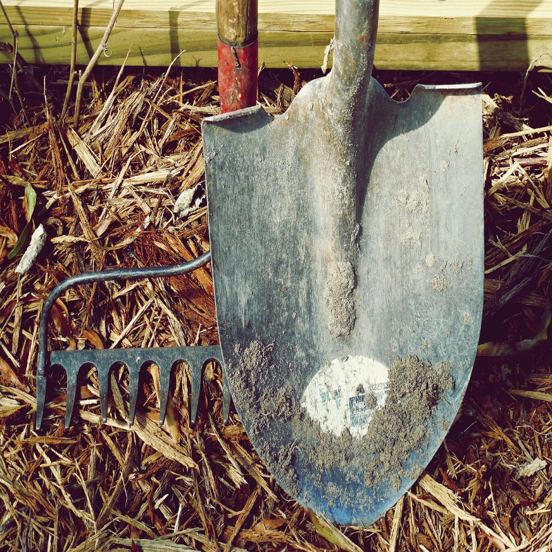 shovel 1867123 1280 resized